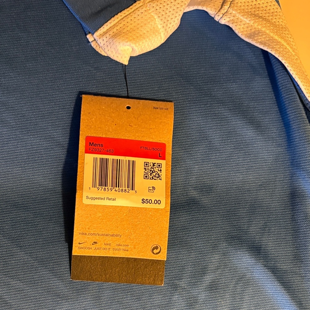 Nike Dri-FIT Slim Fit Blue Shirt